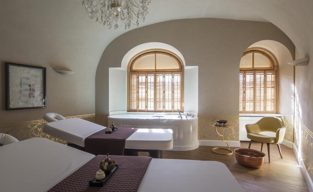 Four Seasons Hotel Πράγα Εξωτερικό φωτογραφία